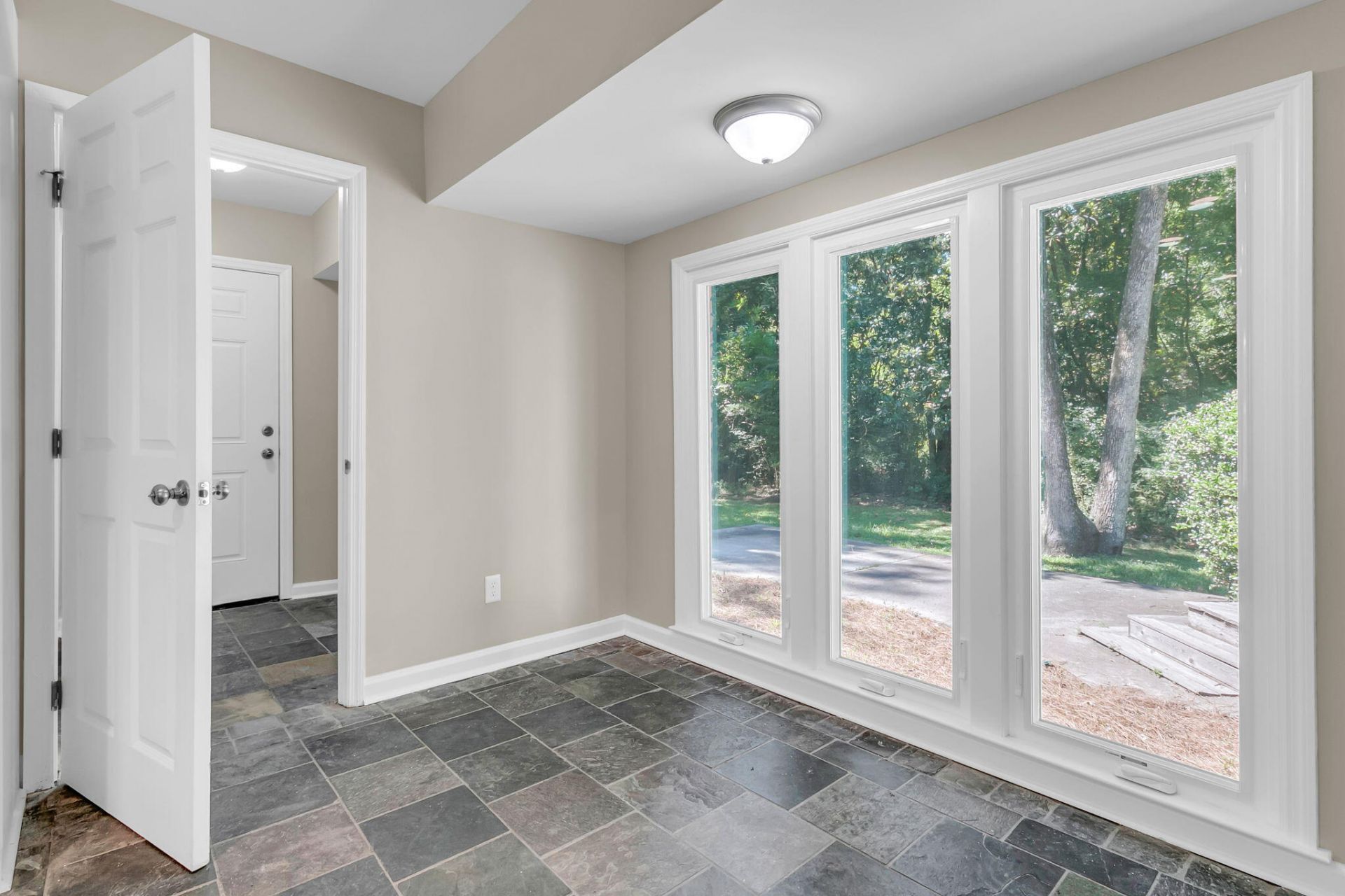 109 Halcyon Road Photo 30