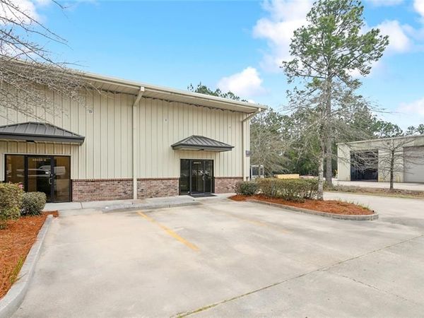68446 TAMMANY TRACE Drive , Unit 8,9, Mandeville, LA 70471