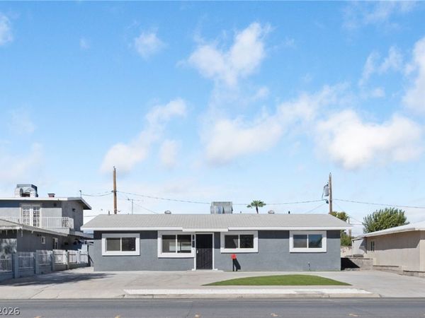 1674 D Street, Las Vegas, NV 89106