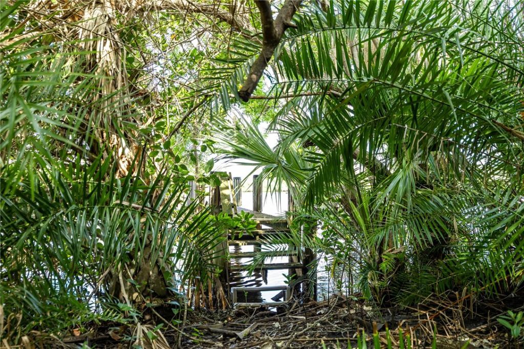 12511 Roseland Road, Sebastian, FL 32958 Photo