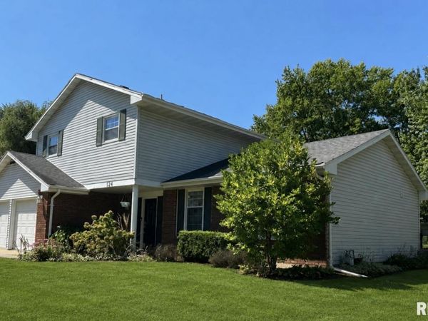524 MEADOW Drive, Macomb, IL 61455