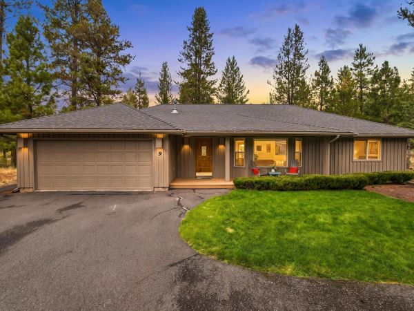 18216 Mt St Helens, Unit 9, Sunriver, OR 97707