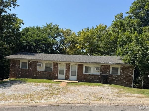 11 Hi Pointe Drive, Belleville, IL 62223