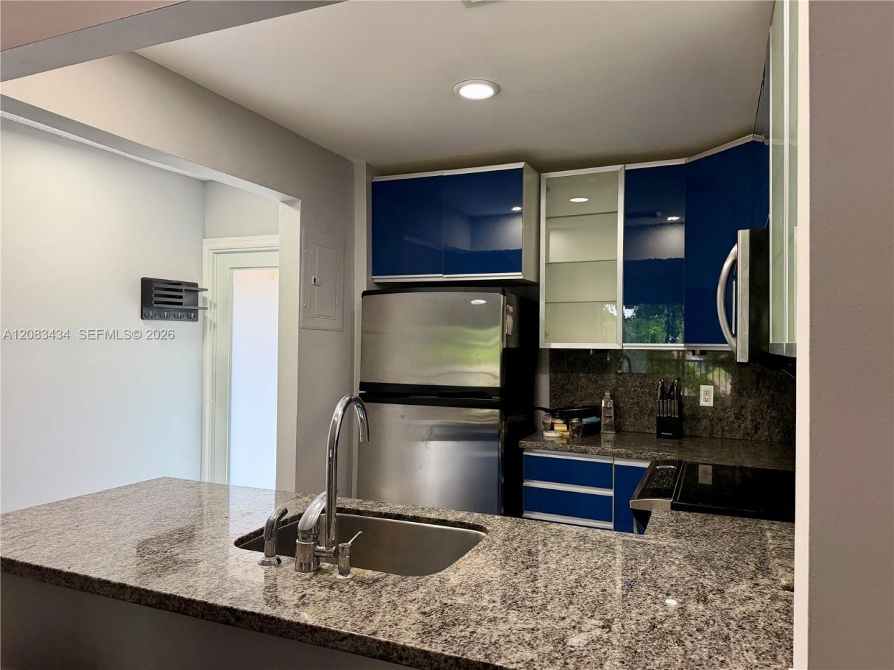 430 SE 7th St , Unit 304E, Dania Beach, FL 33004 Photo
