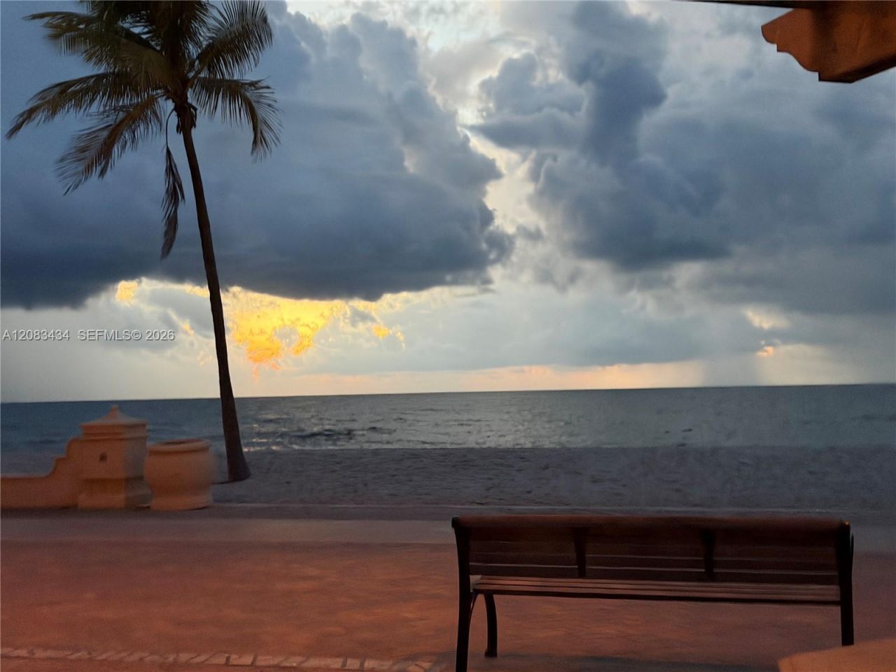 430 SE 7th St , Unit 304E, Dania Beach, FL 33004 Photo
