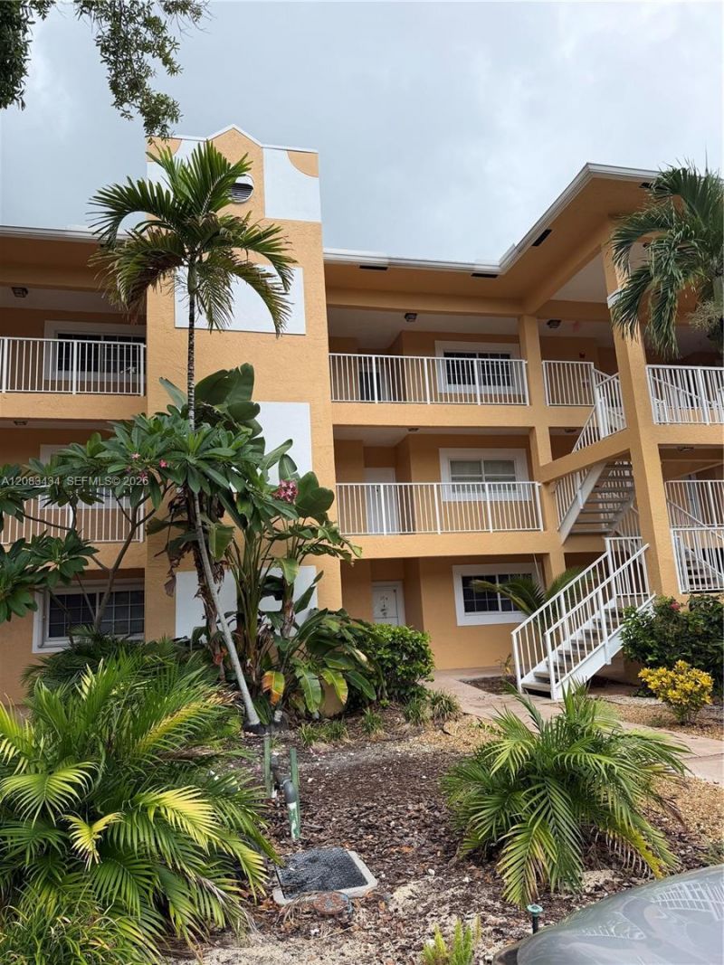 430 SE 7th St , Unit 304E, Dania Beach, FL 33004 Photo
