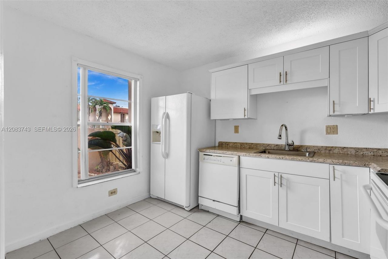 7332 SW 25th Ct, Unit 12, Davie, FL 33317 Photo
