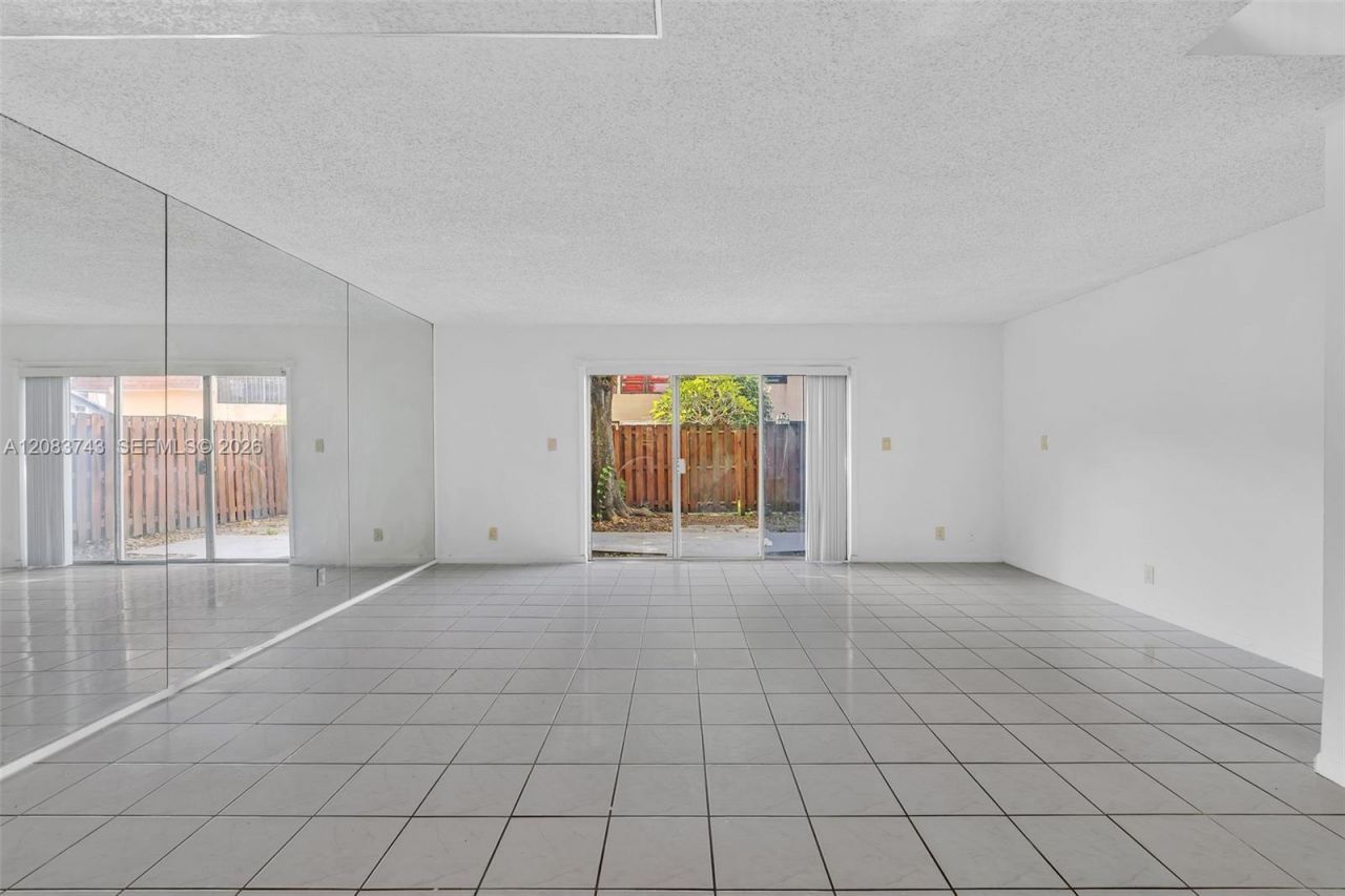7332 SW 25th Ct, Unit 12, Davie, FL 33317 Photo