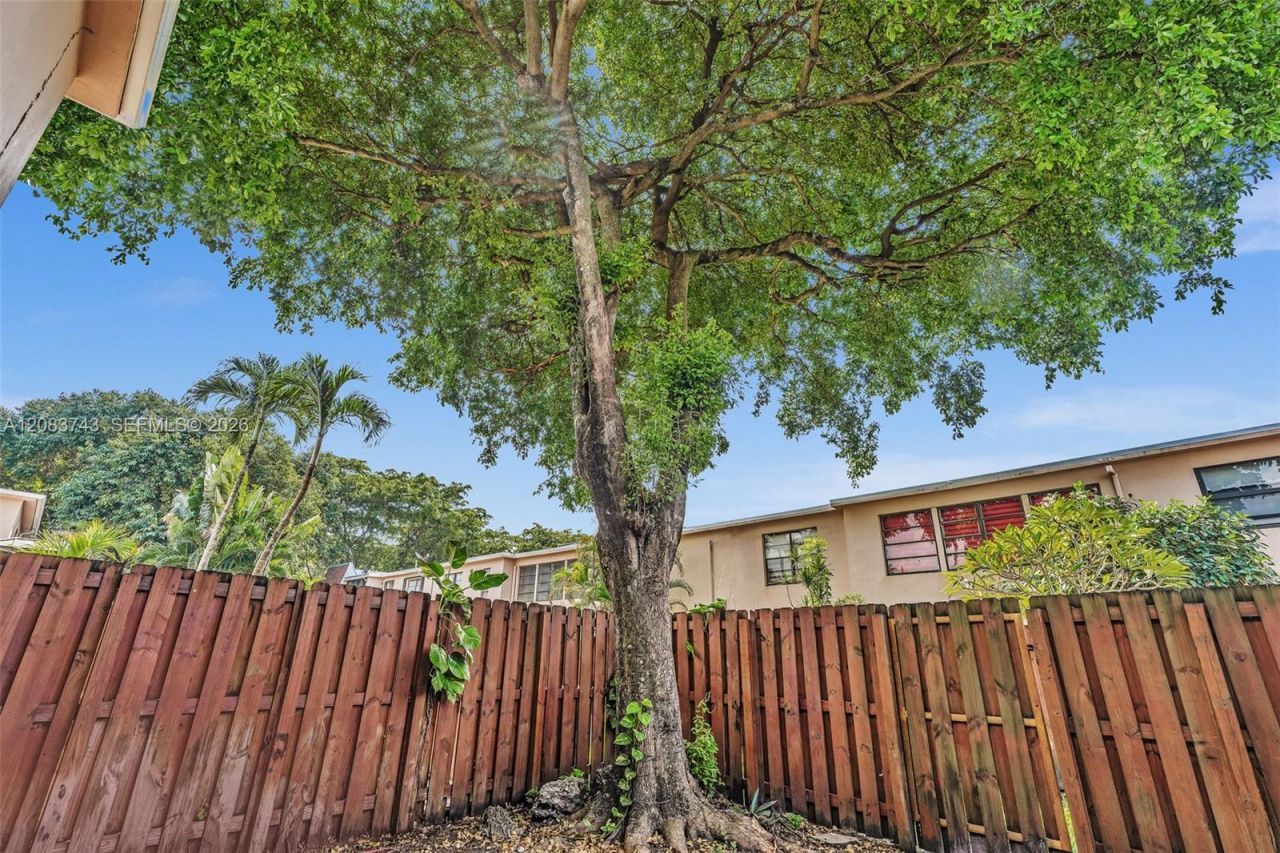 7332 SW 25th Ct, Unit 12, Davie, FL 33317 Photo