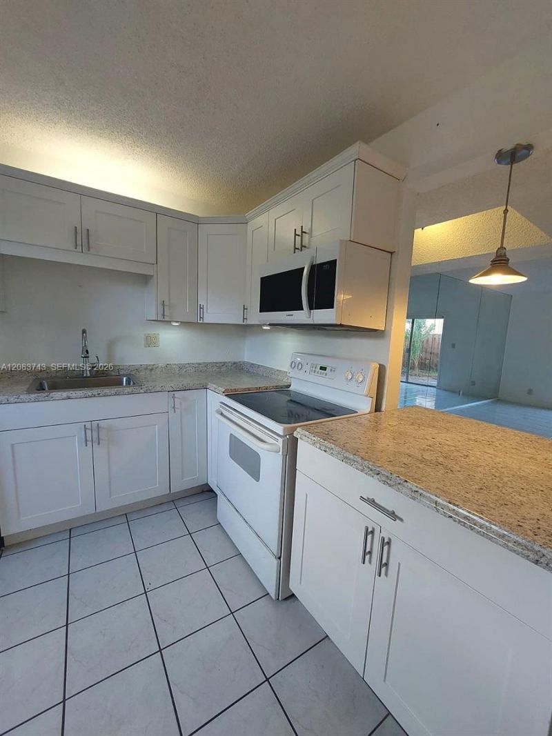 7332 SW 25th Ct , Unit 12, Davie, FL 33317 Photo