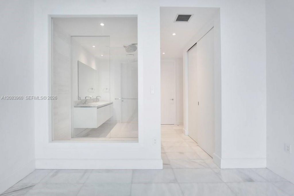 700 NE 26th Ter , Unit 4706, Miami, FL 33137 Photo