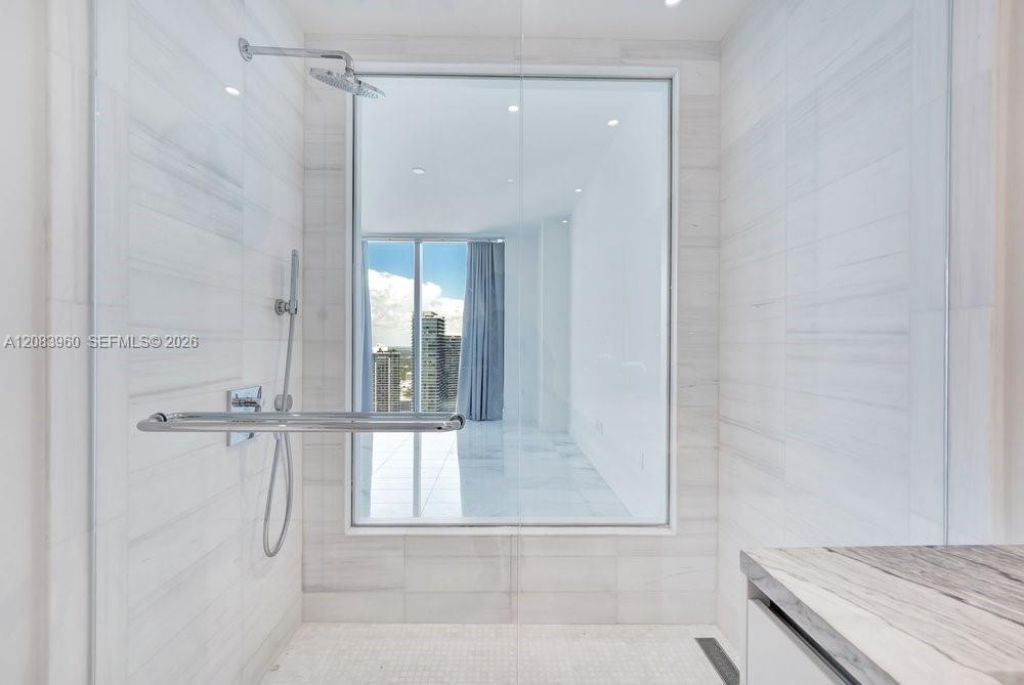 700 NE 26th Ter , Unit 4706, Miami, FL 33137 Photo
