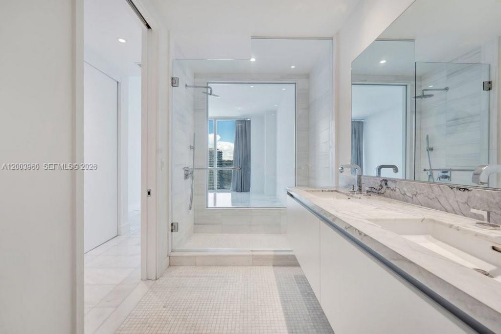 700 NE 26th Ter , Unit 4706, Miami, FL 33137 Photo