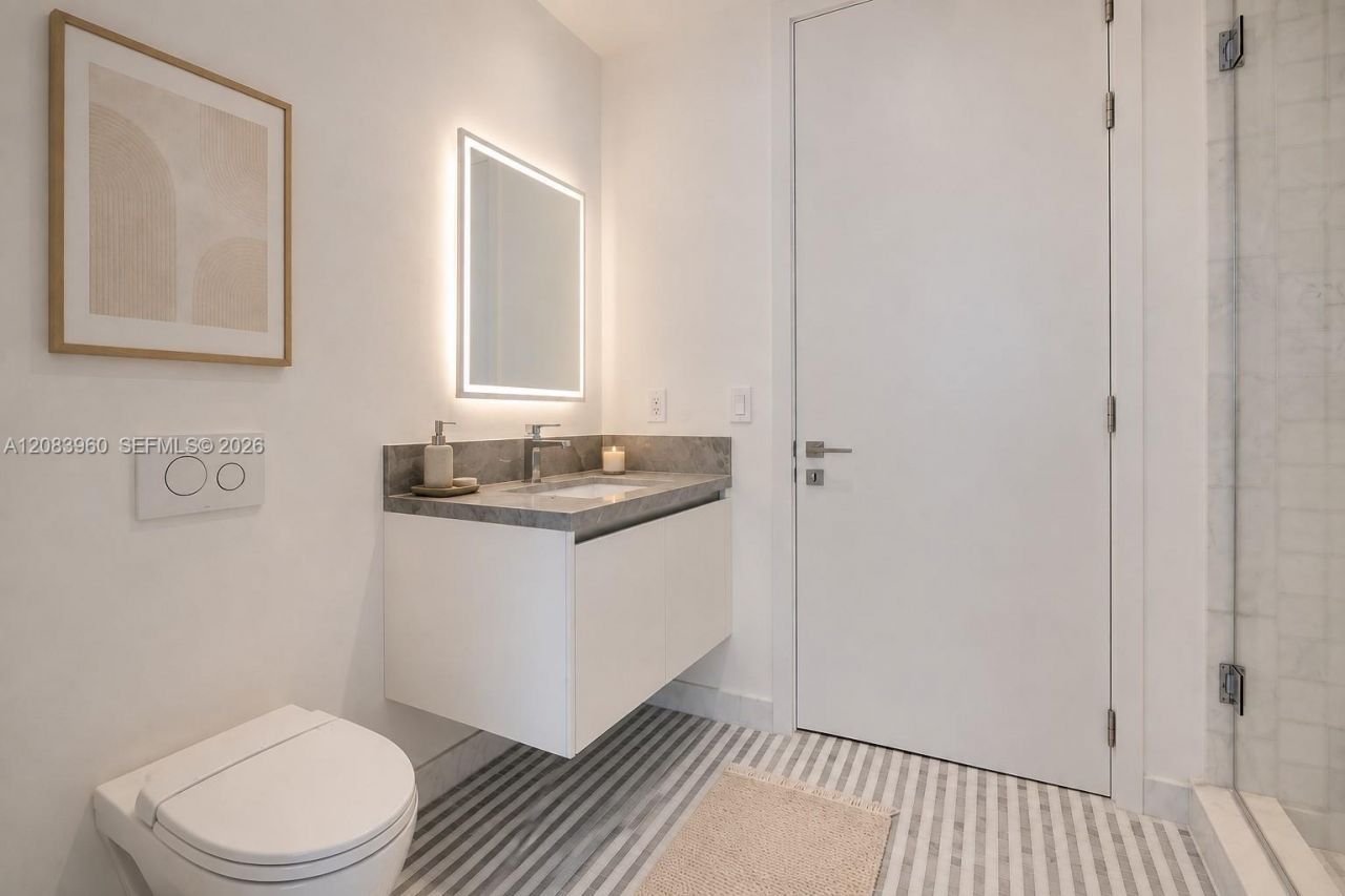 700 NE 26th Ter , Unit 4706, Miami, FL 33137 Photo
