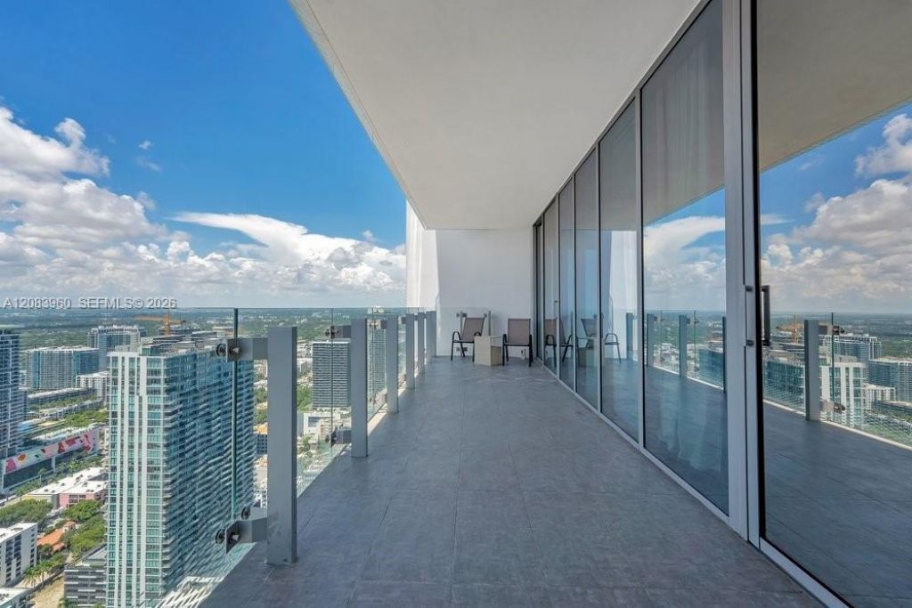 700 NE 26th Ter , Unit 4706, Miami, FL 33137 Photo