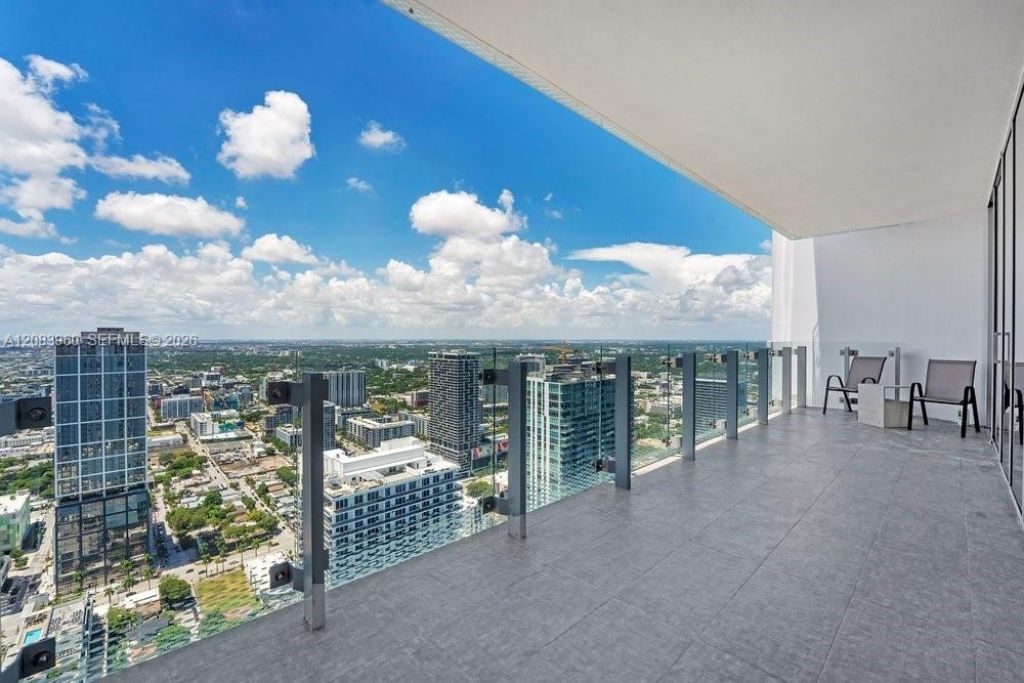700 NE 26th Ter , Unit 4706, Miami, FL 33137 Photo
