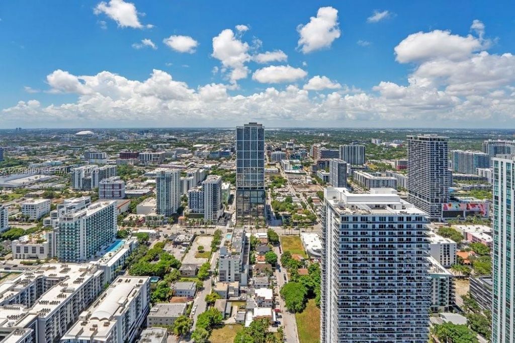700 NE 26th Ter , Unit 4706, Miami, FL 33137 Photo