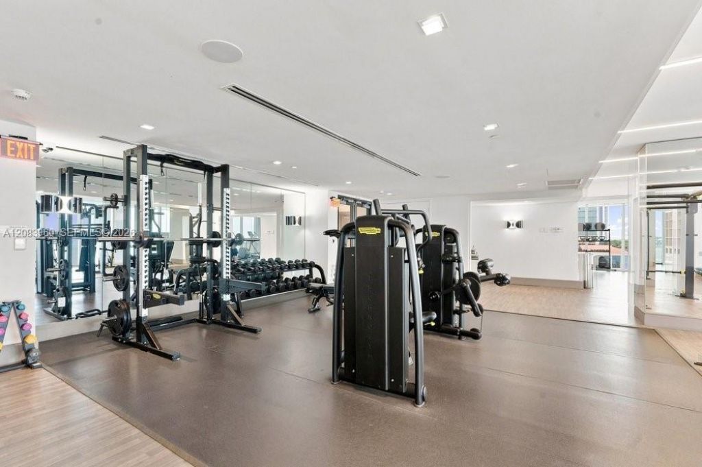 700 NE 26th Ter , Unit 4706, Miami, FL 33137 Photo