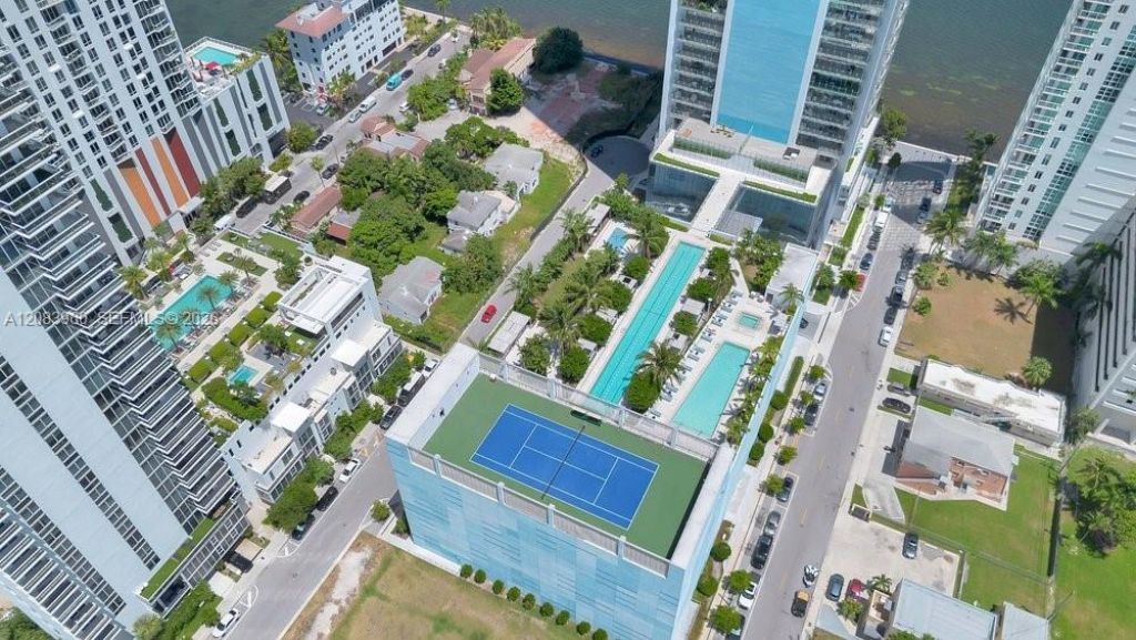 700 NE 26th Ter , Unit 4706, Miami, FL 33137 Photo