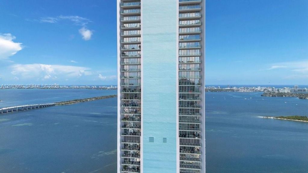 700 NE 26th Ter , Unit 4706, Miami, FL 33137 Photo