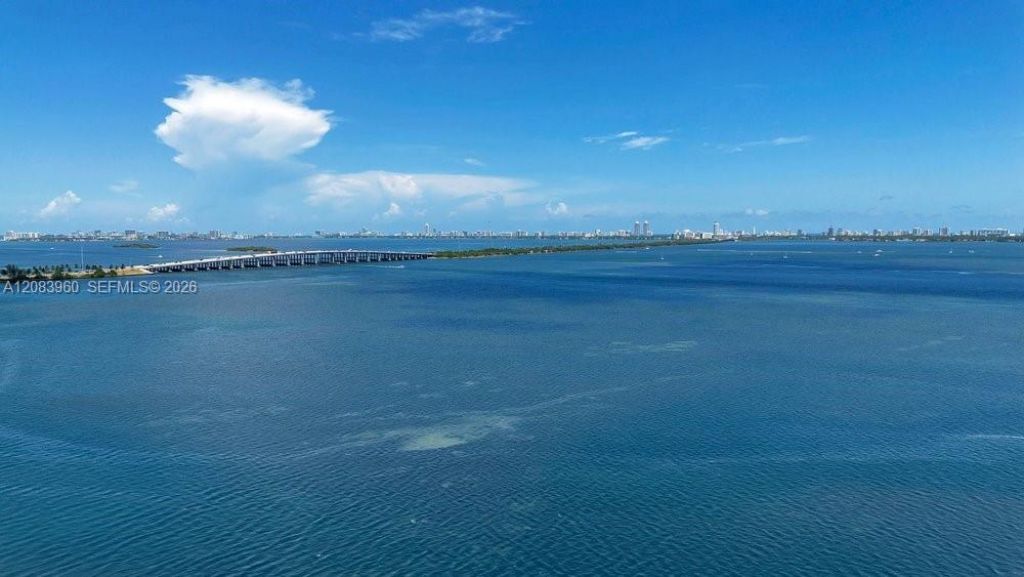 700 NE 26th Ter , Unit 4706, Miami, FL 33137 Photo