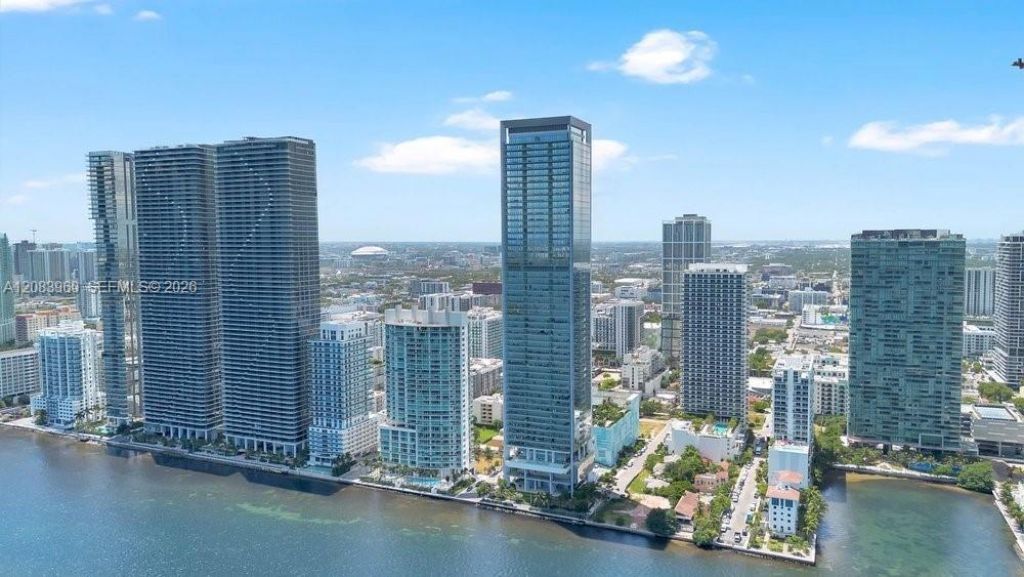 700 NE 26th Ter , Unit 4706, Miami, FL 33137 Photo
