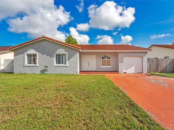 15421 SW 177th Ter , Miami, FL 33187