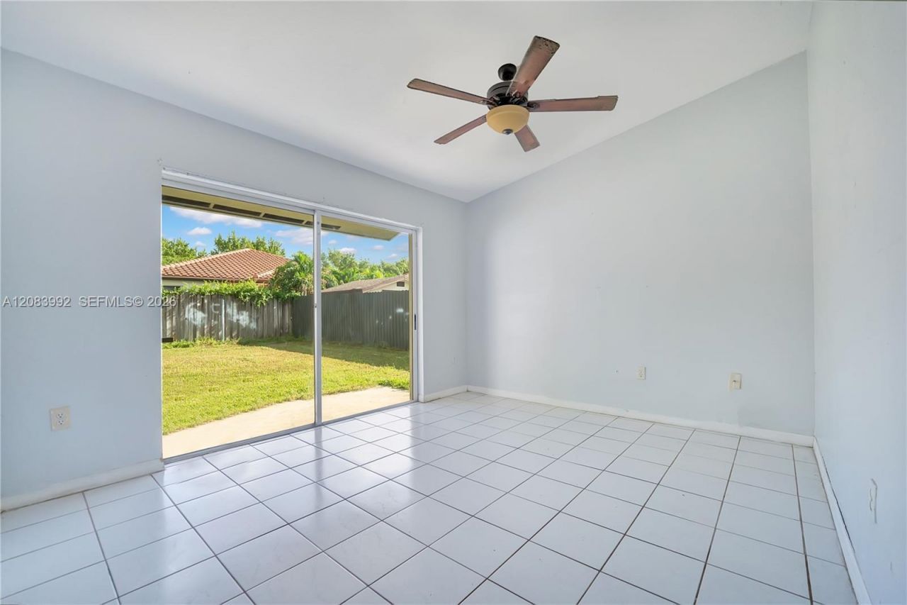 15421 SW 177th Ter , Miami, FL 33187 Photo