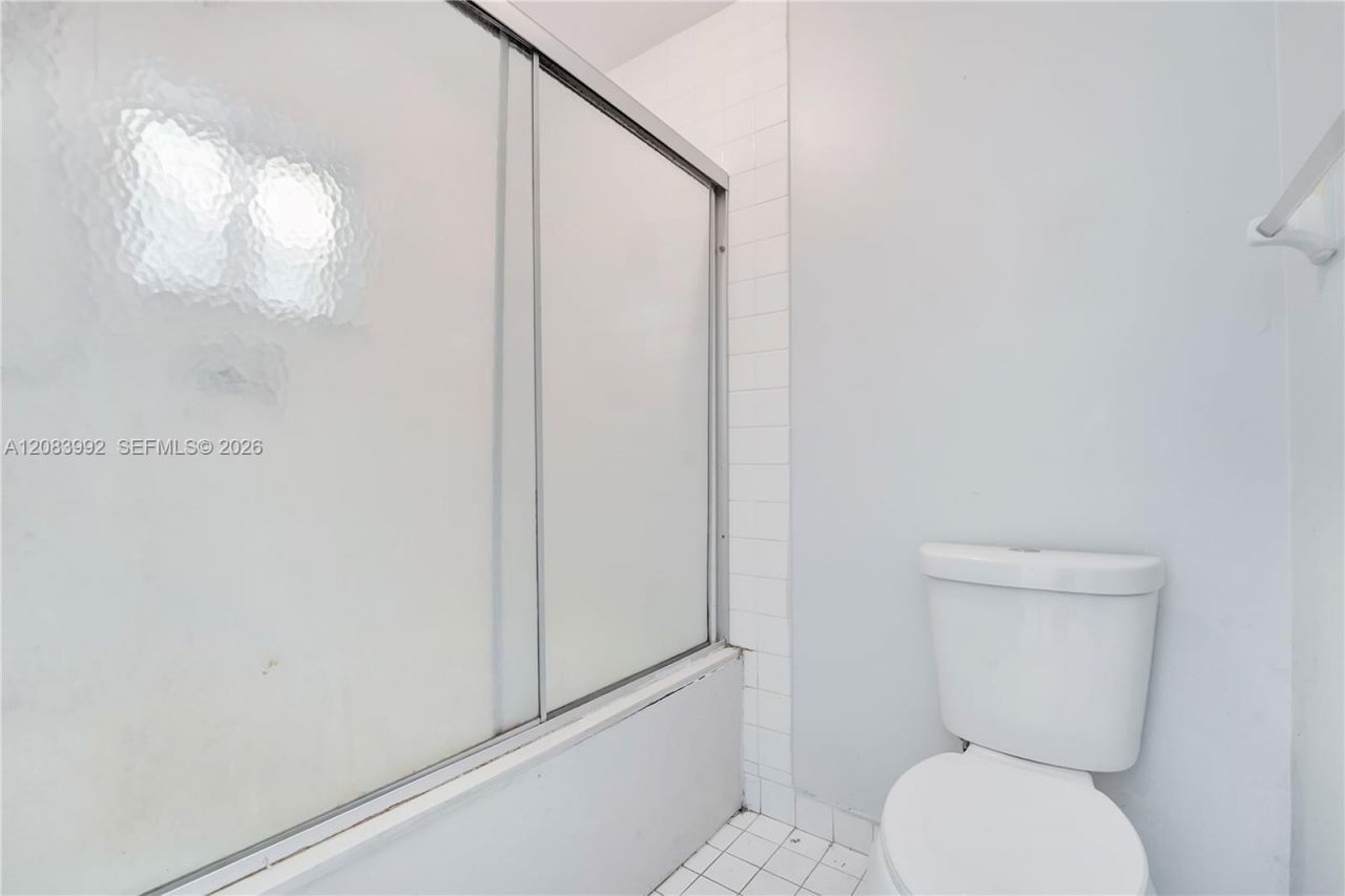 15421 SW 177th Ter , Miami, FL 33187 Photo