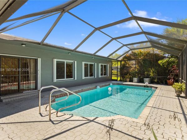 9299 NW 13th Ave, Miami, FL 33147