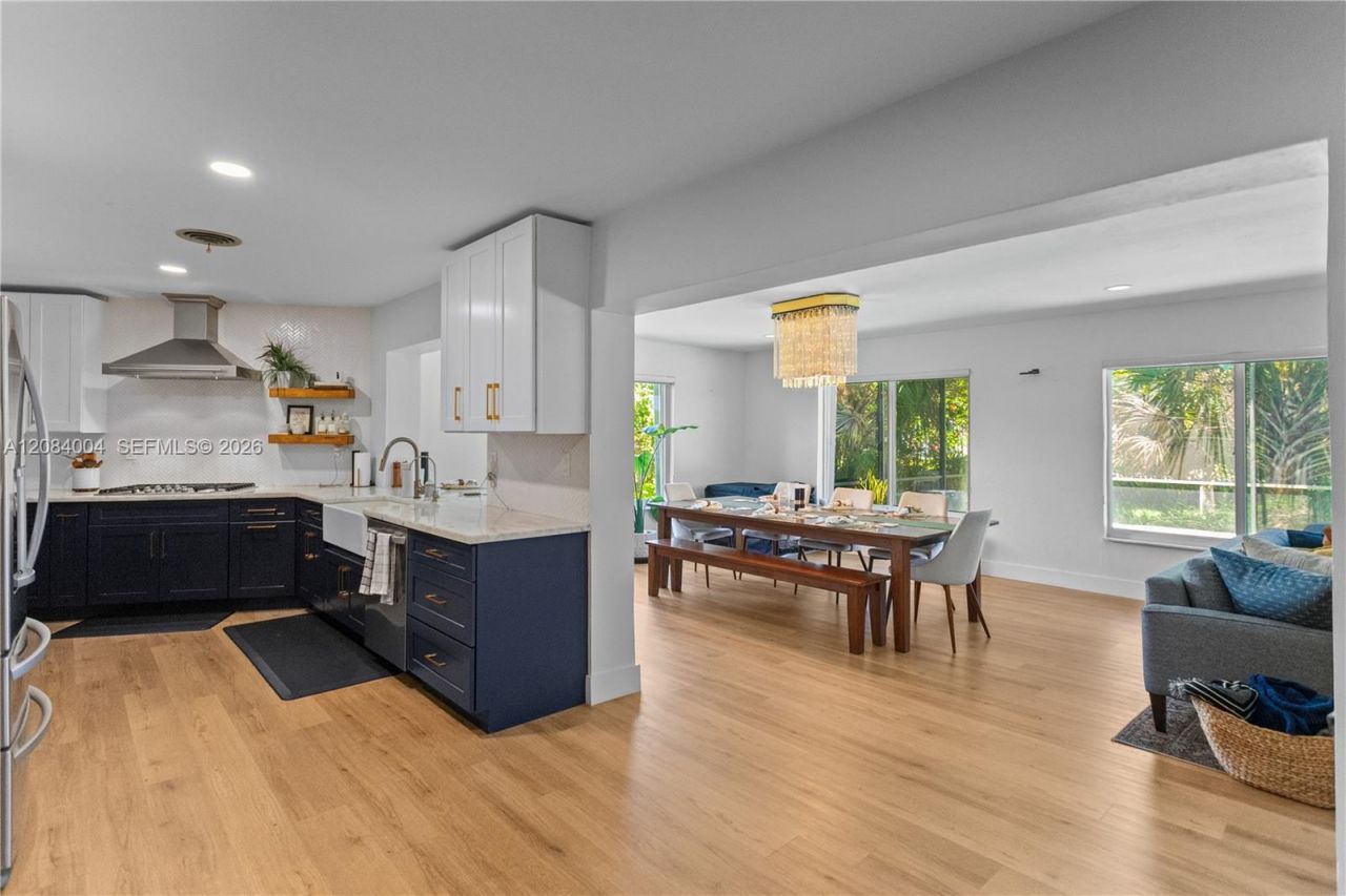 9299 NW 13th Ave, Miami, FL 33147 Photo