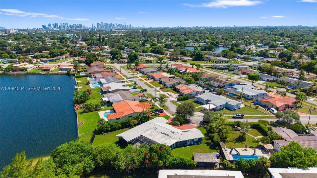 9299 NW 13th Ave, Miami, FL 33147 Photo