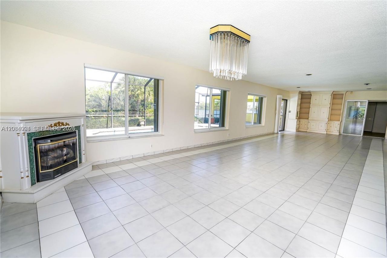 9299 NW 13th Ave , Miami, FL 33147 Photo
