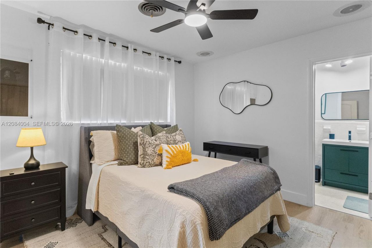 9299 NW 13th Ave, Miami, FL 33147 Photo