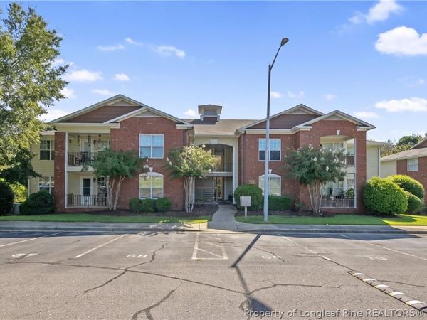 509 Meadowland Court SE, Unit 7, Hope Mills, NC 28348