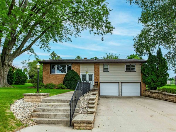 608 W Fountain Street, Dodgeville, WI 53533