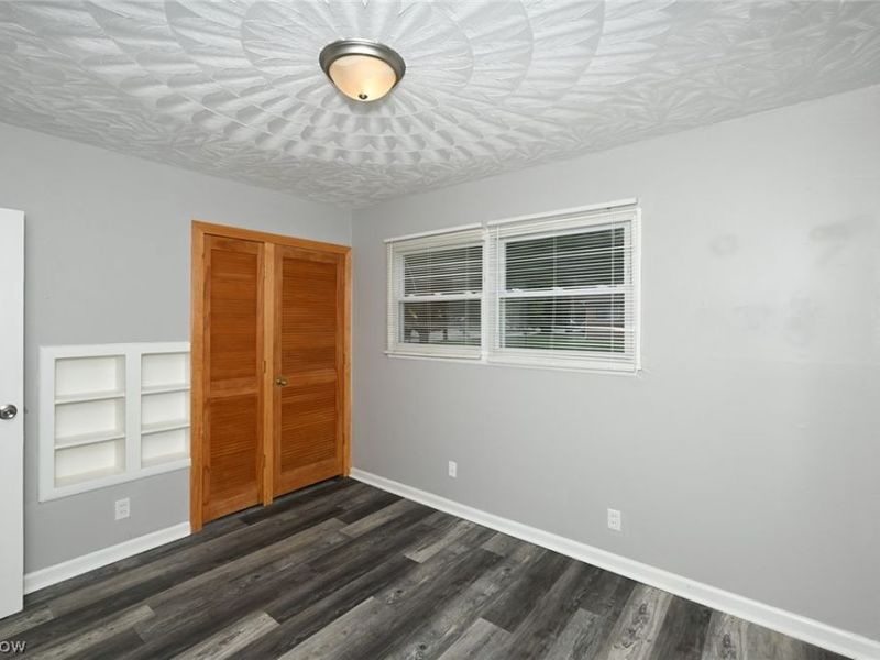 1376 Seward Avenue, Akron, OH 44320 Photo 18