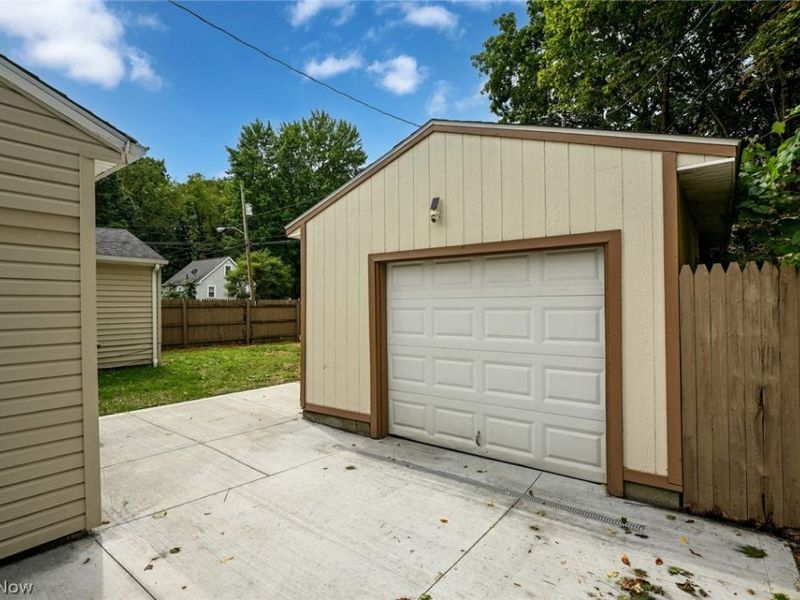1376 Seward Avenue, Akron, OH 44320 Photo 27