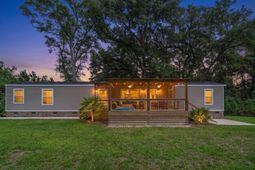 8775 Peters Point Road photo 4