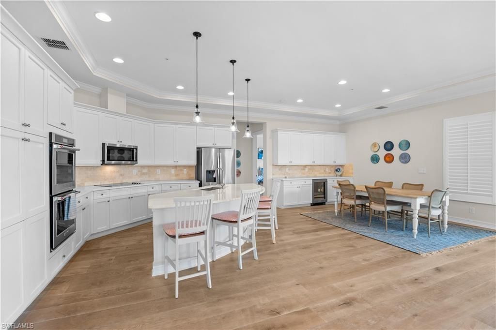 2439 Breakwater Way , Unit 9102, Naples, FL 34112 Photo
