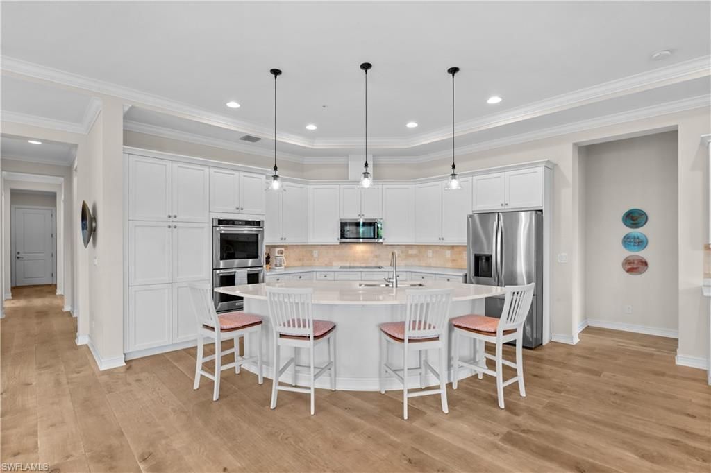 2439 Breakwater Way , Unit 9102, Naples, FL 34112 Photo