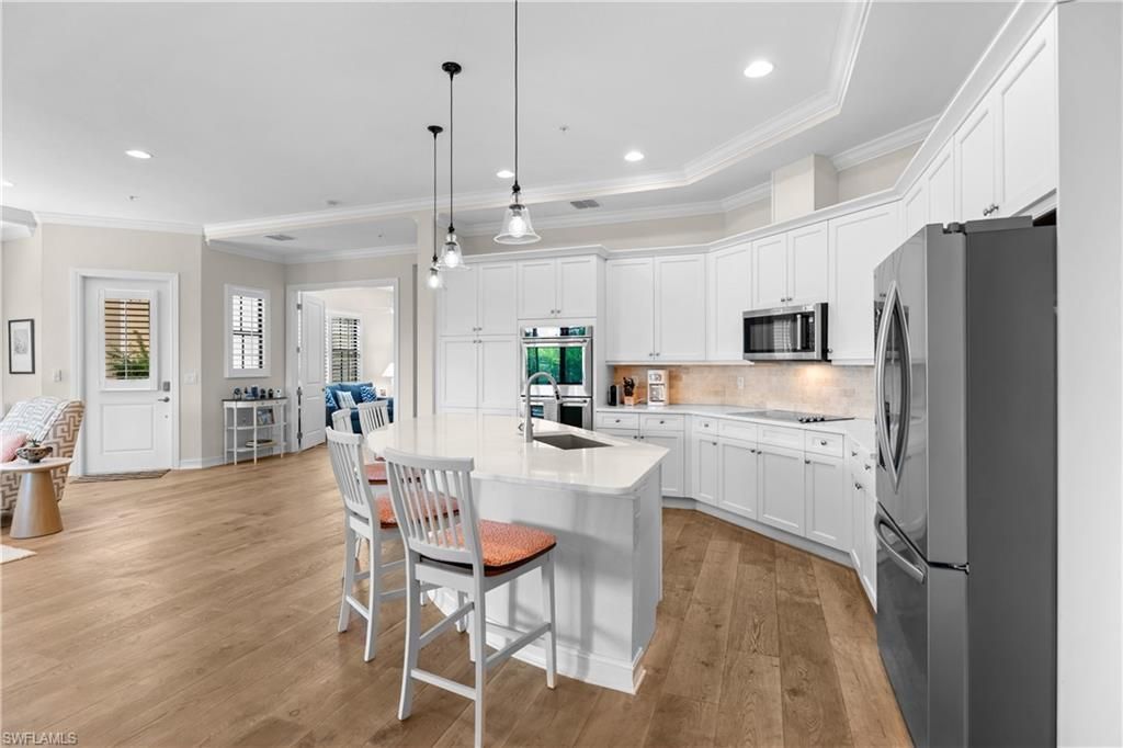 2439 Breakwater Way , Unit 9102, Naples, FL 34112 Photo