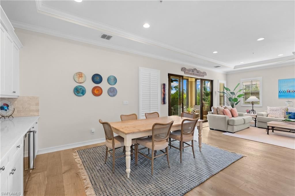 2439 Breakwater Way , Unit 9102, Naples, FL 34112 Photo