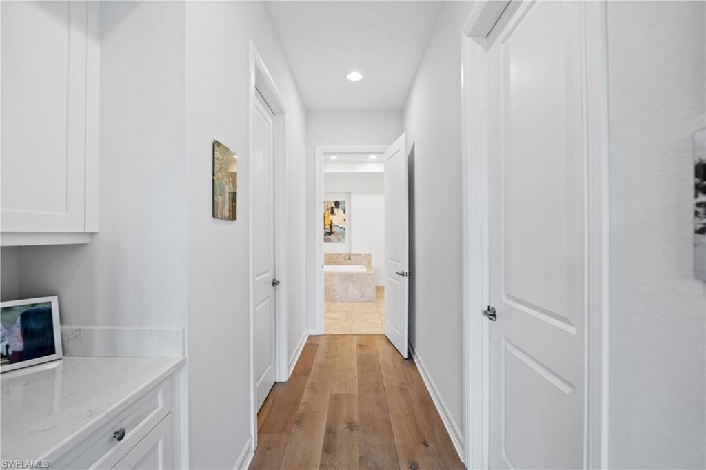 2439 Breakwater Way , Unit 9102, Naples, FL 34112 Photo