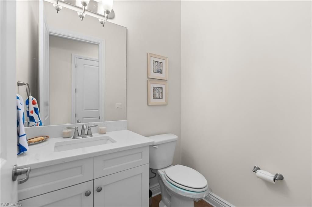 2439 Breakwater Way , Unit 9102, Naples, FL 34112 Photo
