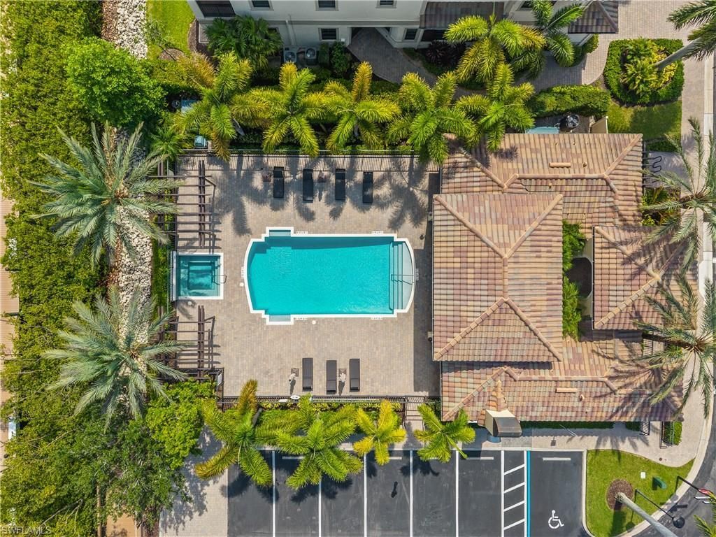 2439 Breakwater Way , Unit 9102, Naples, FL 34112 Photo