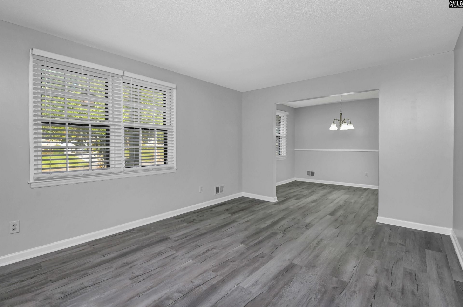 2043 Fairlawn Circle Photo 10