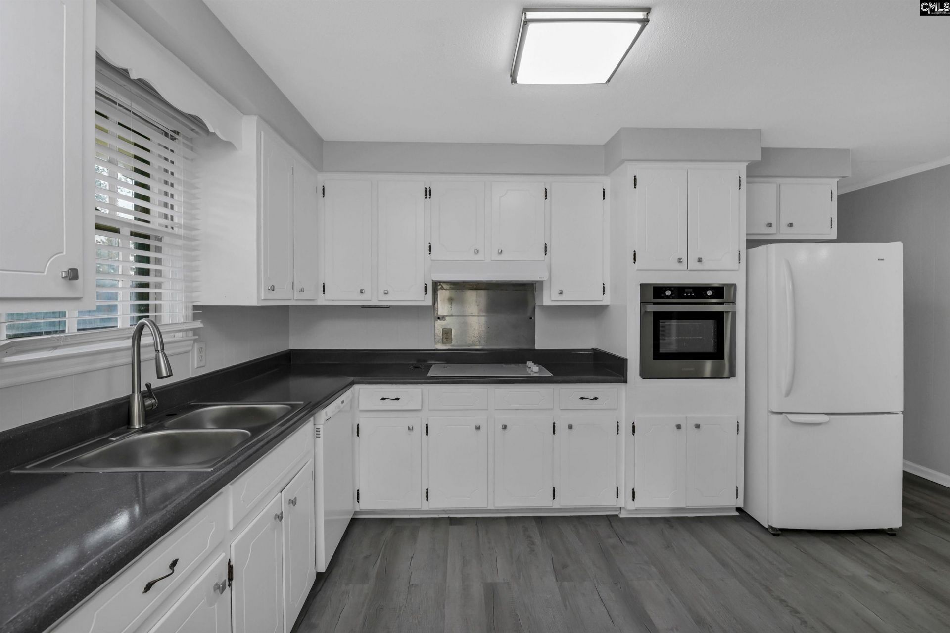 2043 Fairlawn Circle Photo 21