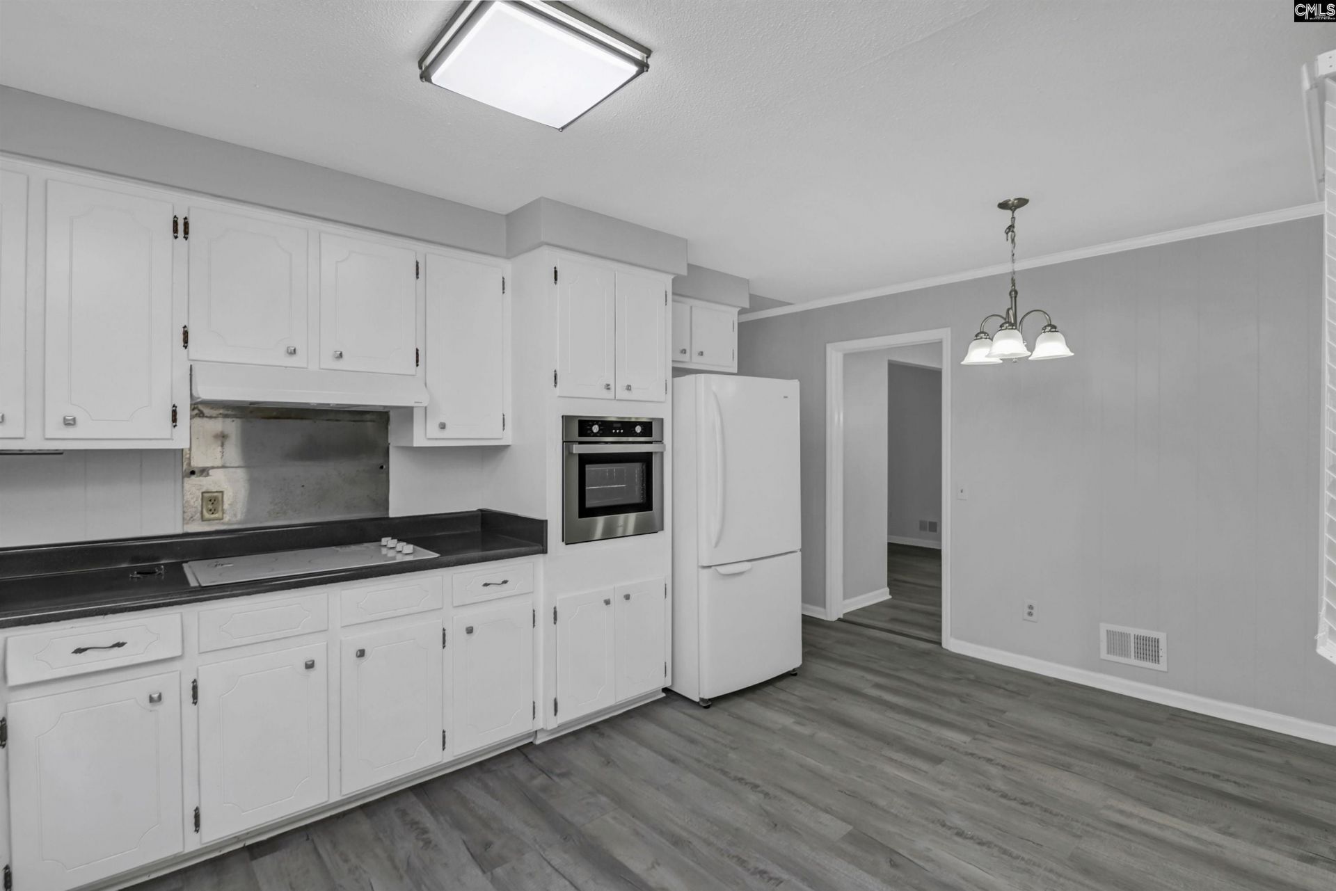 2043 Fairlawn Circle Photo 22