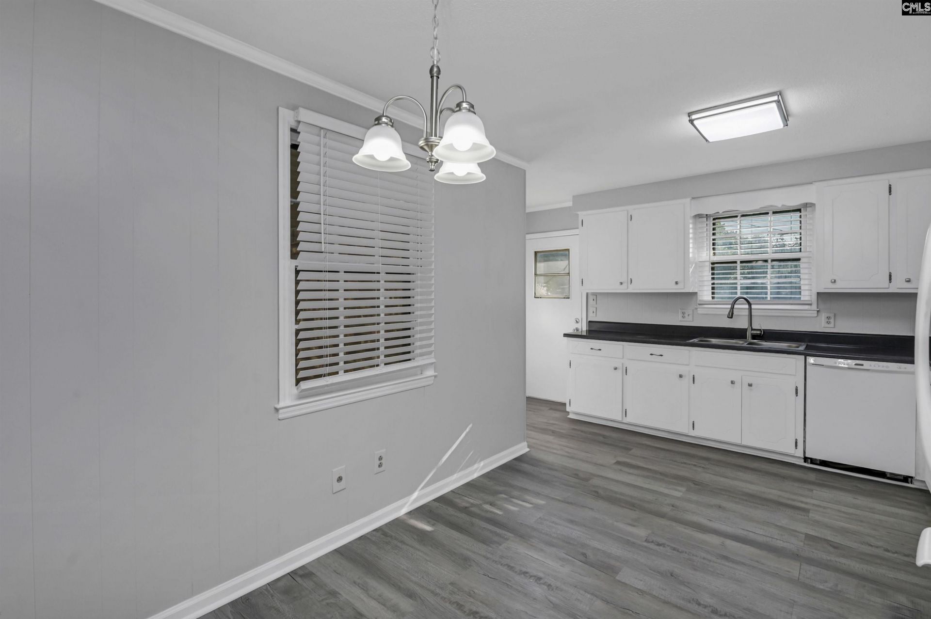 2043 Fairlawn Circle Photo 23